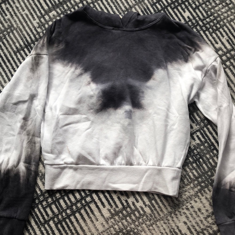 Girls Cropped tie-dyed hoodie